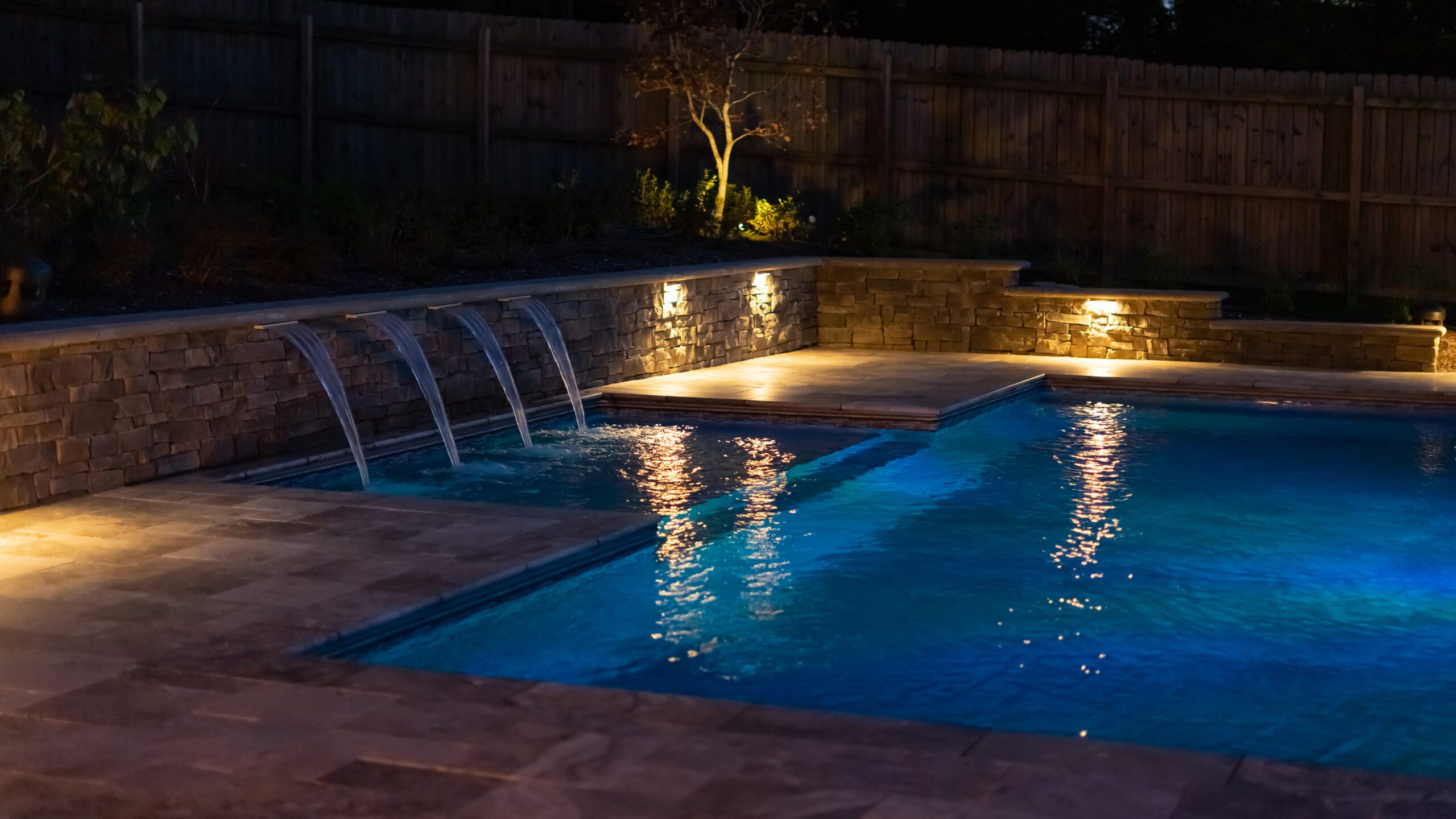 Pool design services from Nashville general contractors