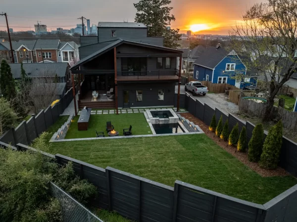 How Can Long-Lasting Hardscapes Be Designed to Withstand Seasonal Weather Changes in Nashville?